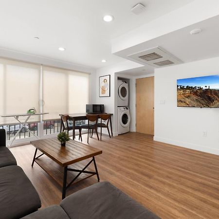 Perfect Location Near Usc, 1Bedroom With Shared Access 로스앤젤레스 외부 사진