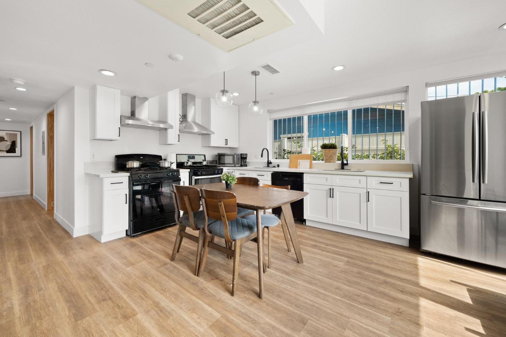 Perfect Location Near Usc, 1Bedroom With Shared Access 로스앤젤레스 외부 사진